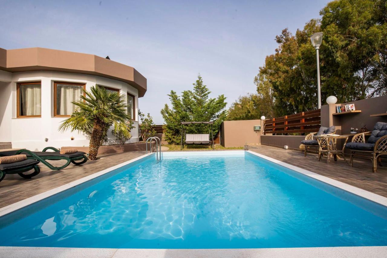 Maia Luxury Pool Villa アファンドウ エクステリア 写真